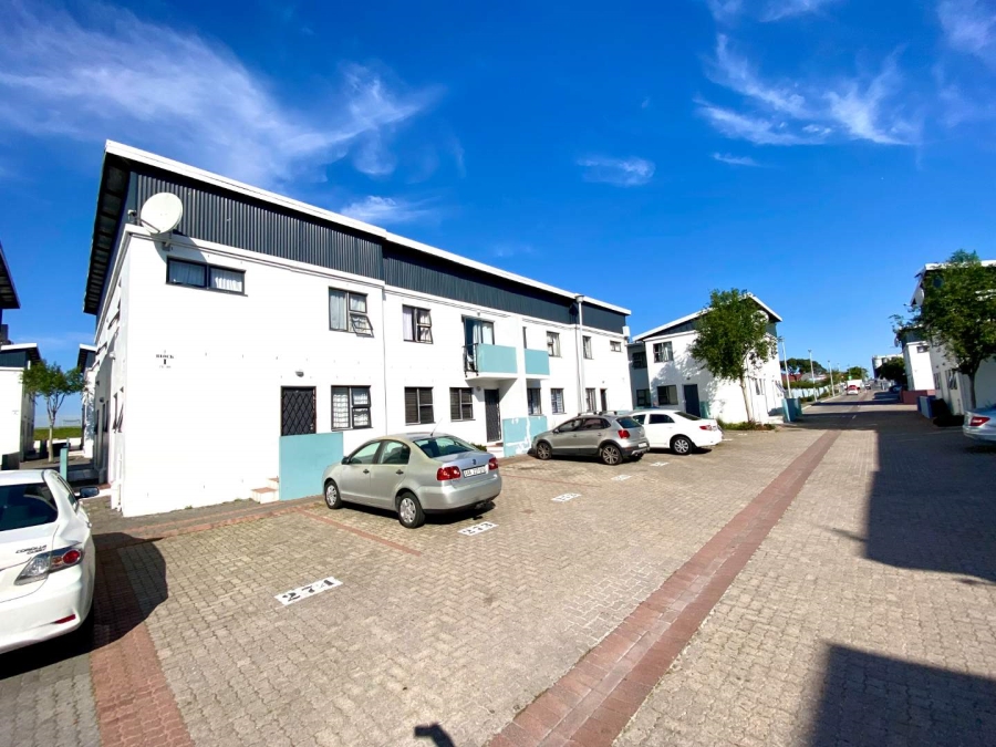 1 Bedroom Property for Sale in Maitland Western Cape